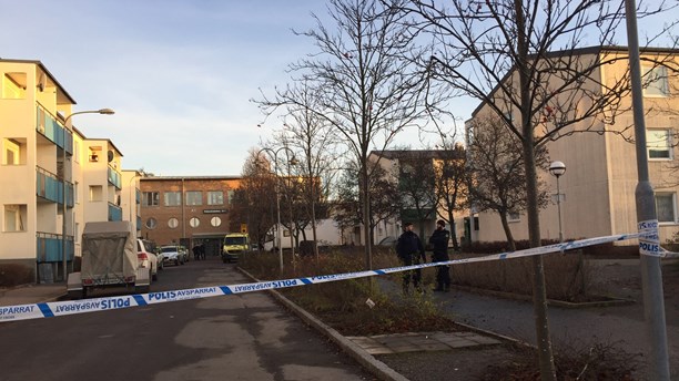 Accommodation in Tensta is evacuated because of suspected dangerous objects. 